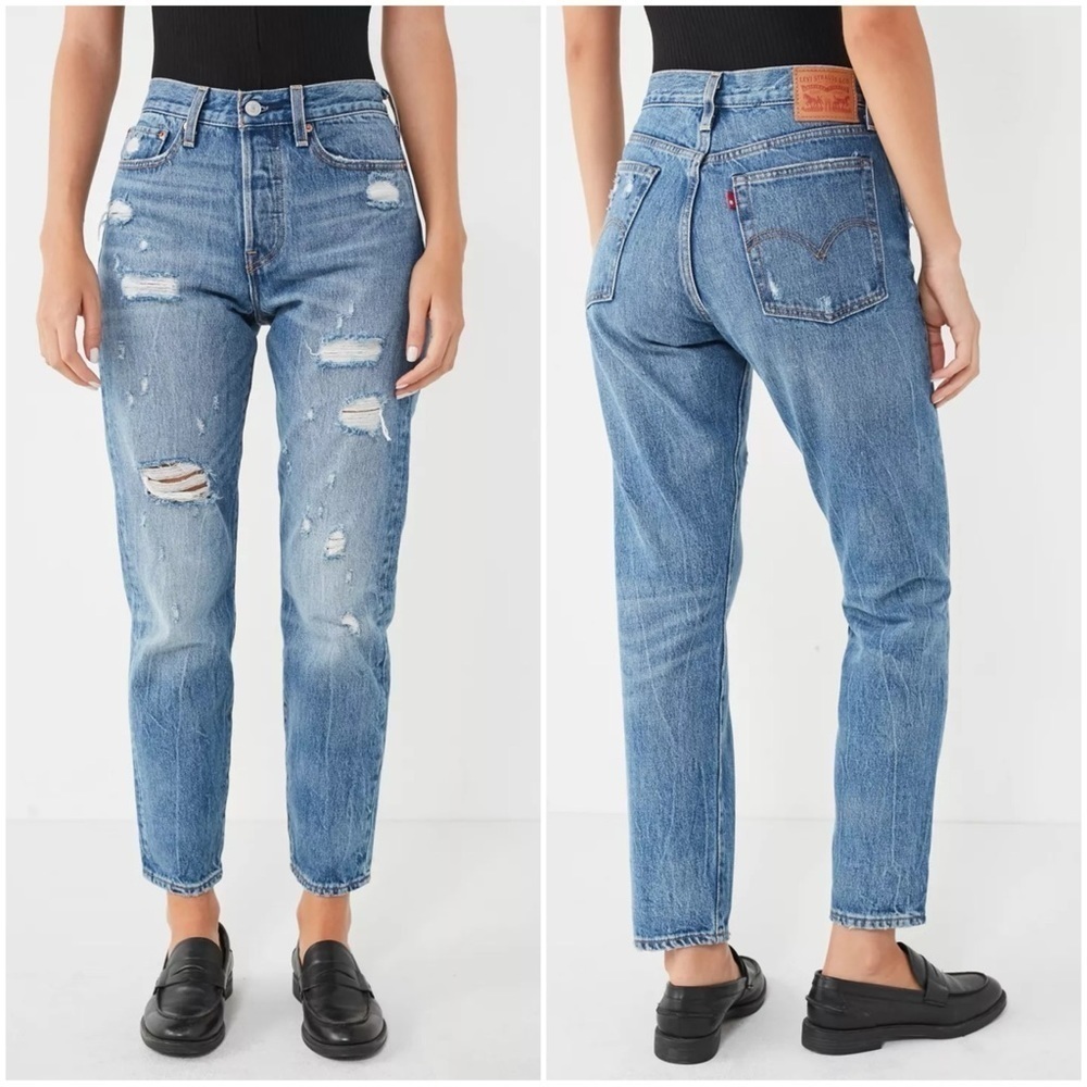 Levi’s Wedgie Icon High Rise Distressed Jeans in Partner in Crime Button Fly 26